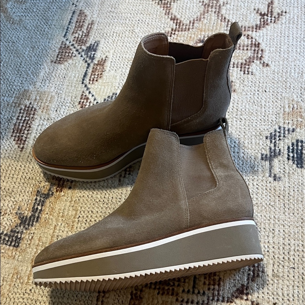 Antonio Melani boots